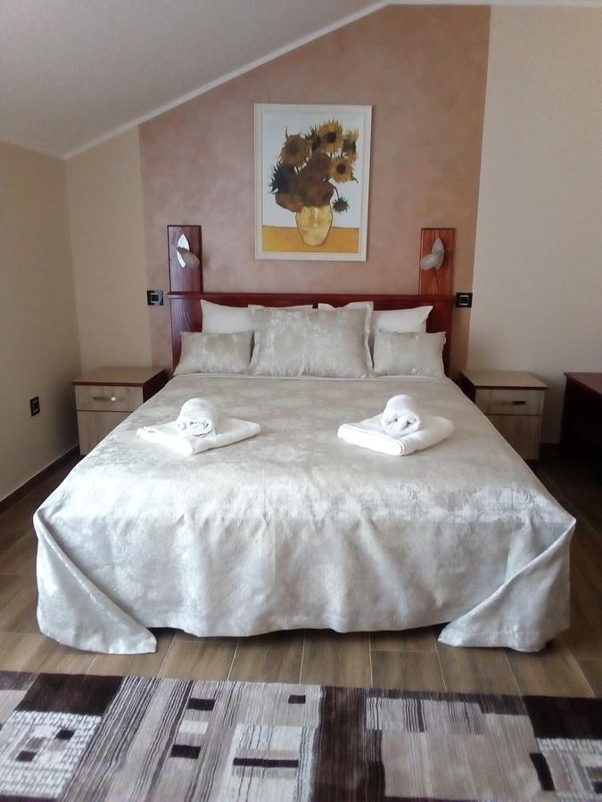 Konak Kutko Pancevo Luaran gambar